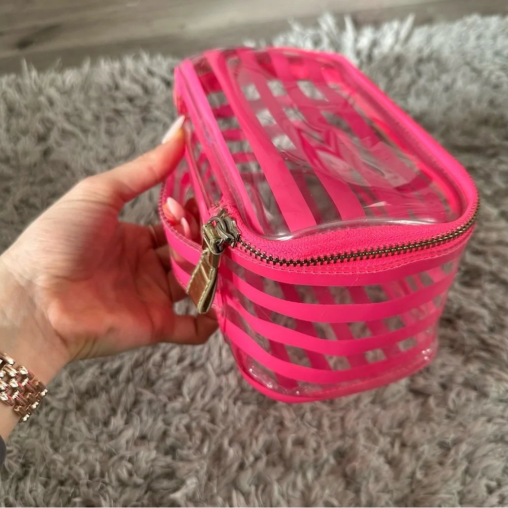 Victoria’s Secret travel pouch / beauty organizer
